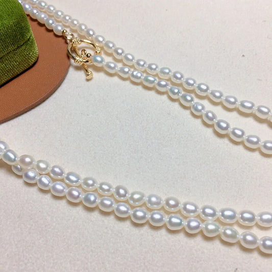 pearl:pearl necklace