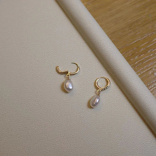 Pearl;PearlHuggieEarrings